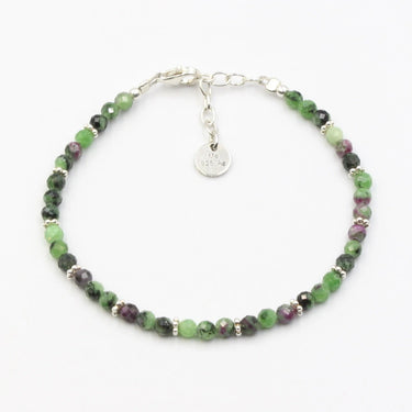 Armband facettierter Rubin-Zoisit und Sterlingsilber